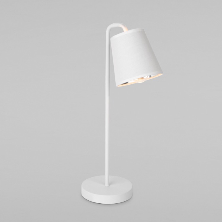 Интерьерная настольная лампа Montero 01134/1 белый